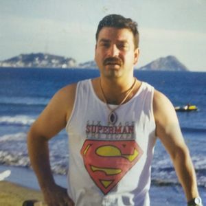 Meet your Posher, Héctor